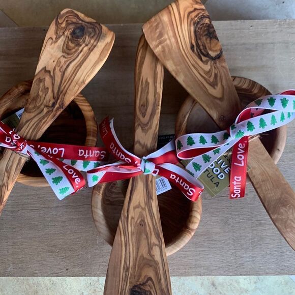 Olive Wood Bowl And Spatula Trader Joe’s - Picture 2 of 14